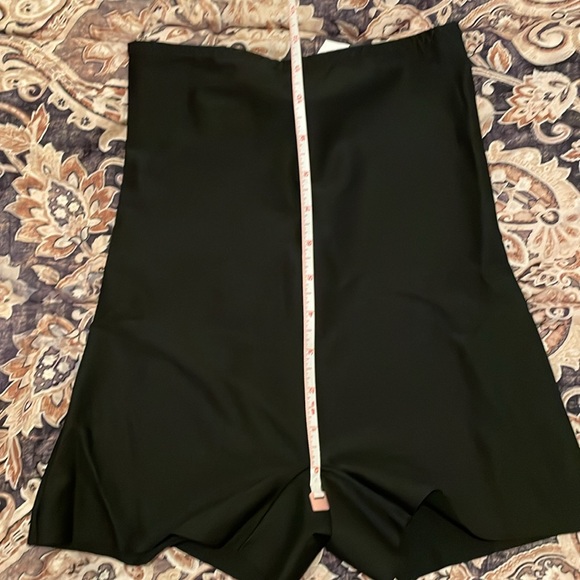 SHEIN Black Shapewear Shorts - Picture 7 of 8
